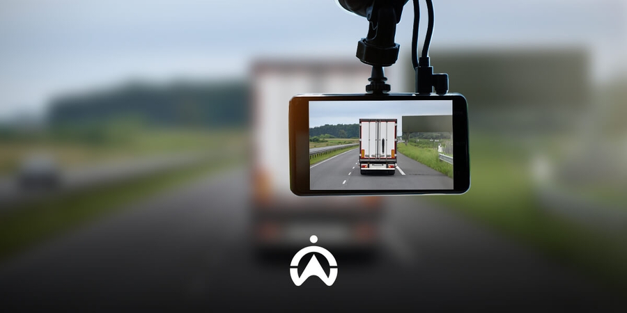 features to look for in fleet dash cams